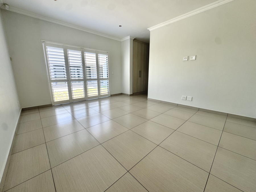 4 Bedroom Property for Sale in Parklands North Western Cape